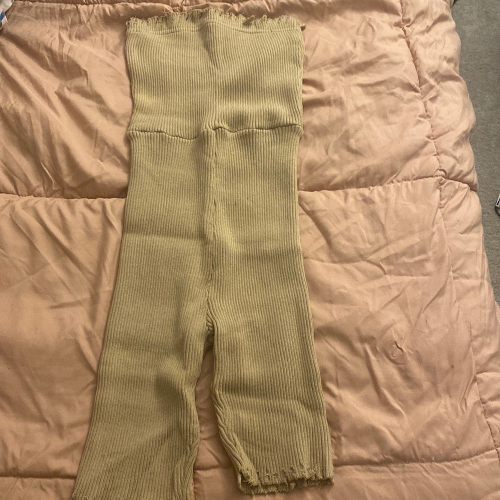 Boutique romper ! Very cute summery light brown romper size medium💞